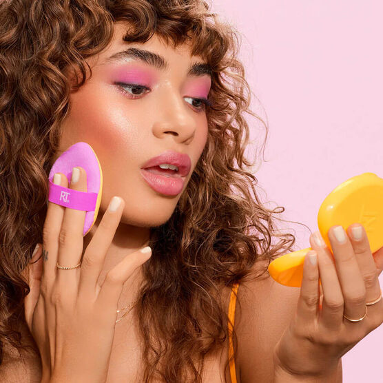 Esponja Puff 2 em 1 com Estojo Real Techniques